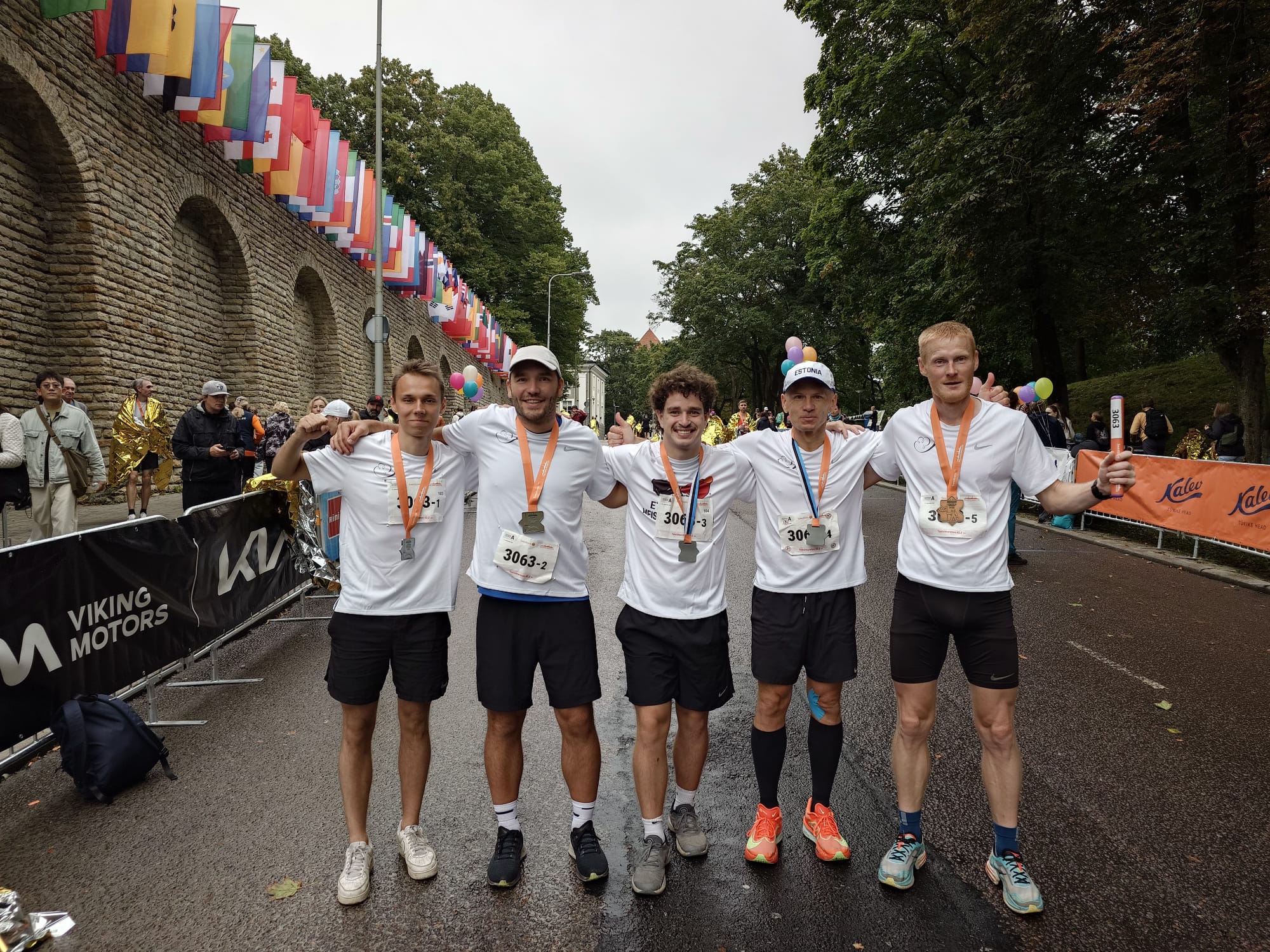 Read more about the article Eesti Lauatenniseliit tegi tugeva debüüdi Tallinna Maratoni teatejooksul